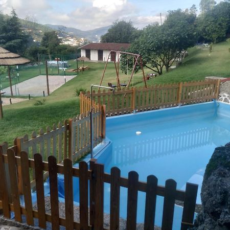 Вилла Quinta Dos Campos - Chale Брага Экстерьер фото